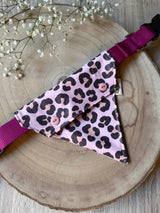 Boutonnière bandana léopard rose