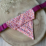 Boutonnière bandana chien imperméable fleurs